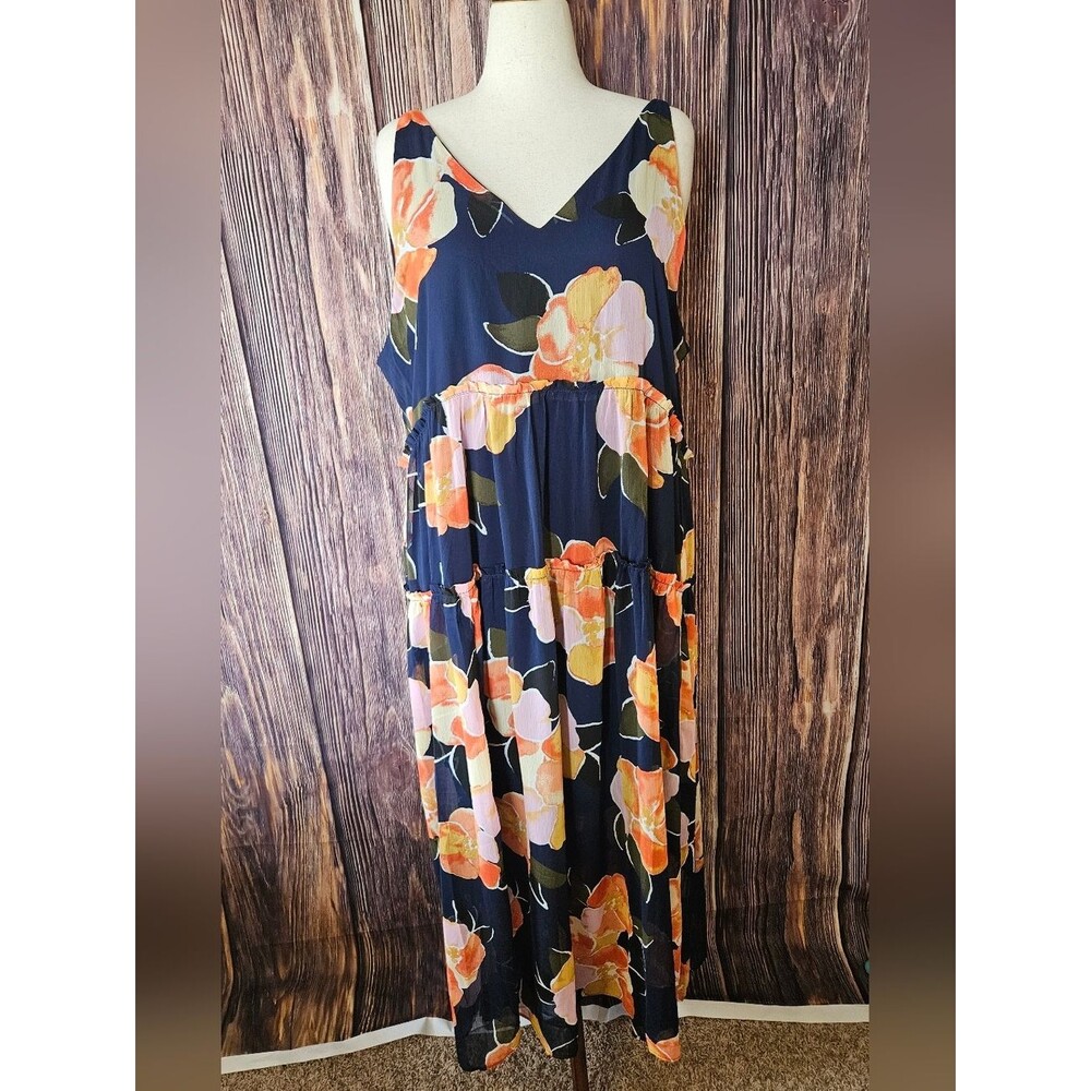 Navy Floral V-Neck Sleeveless Maxi Dress